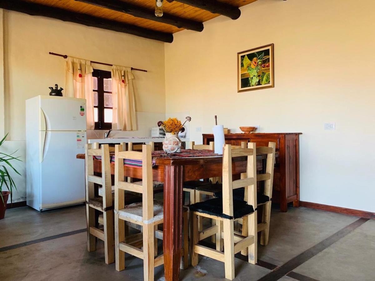 Hostal Isabella Tafí del Valle Esterno foto
