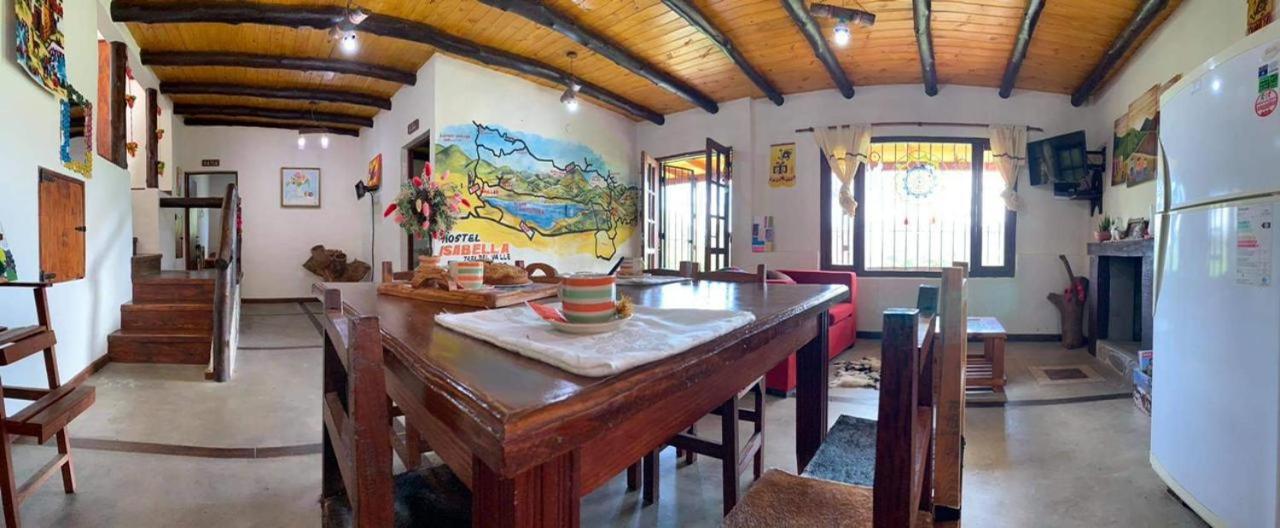 Hostal Isabella Tafí del Valle Esterno foto